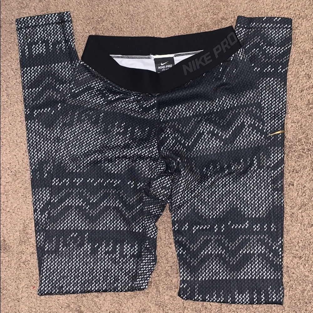 Nike Pro Dri-Fit Work-Out Leggings
